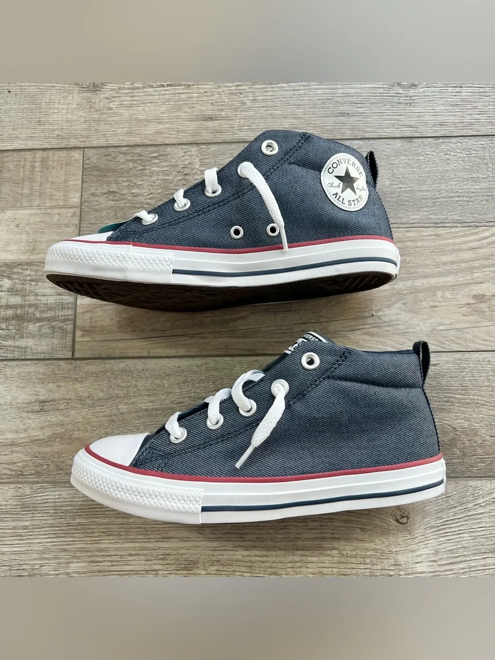 NIB Converse Boys Chuck Taylor Twill Street Shoes Size 3